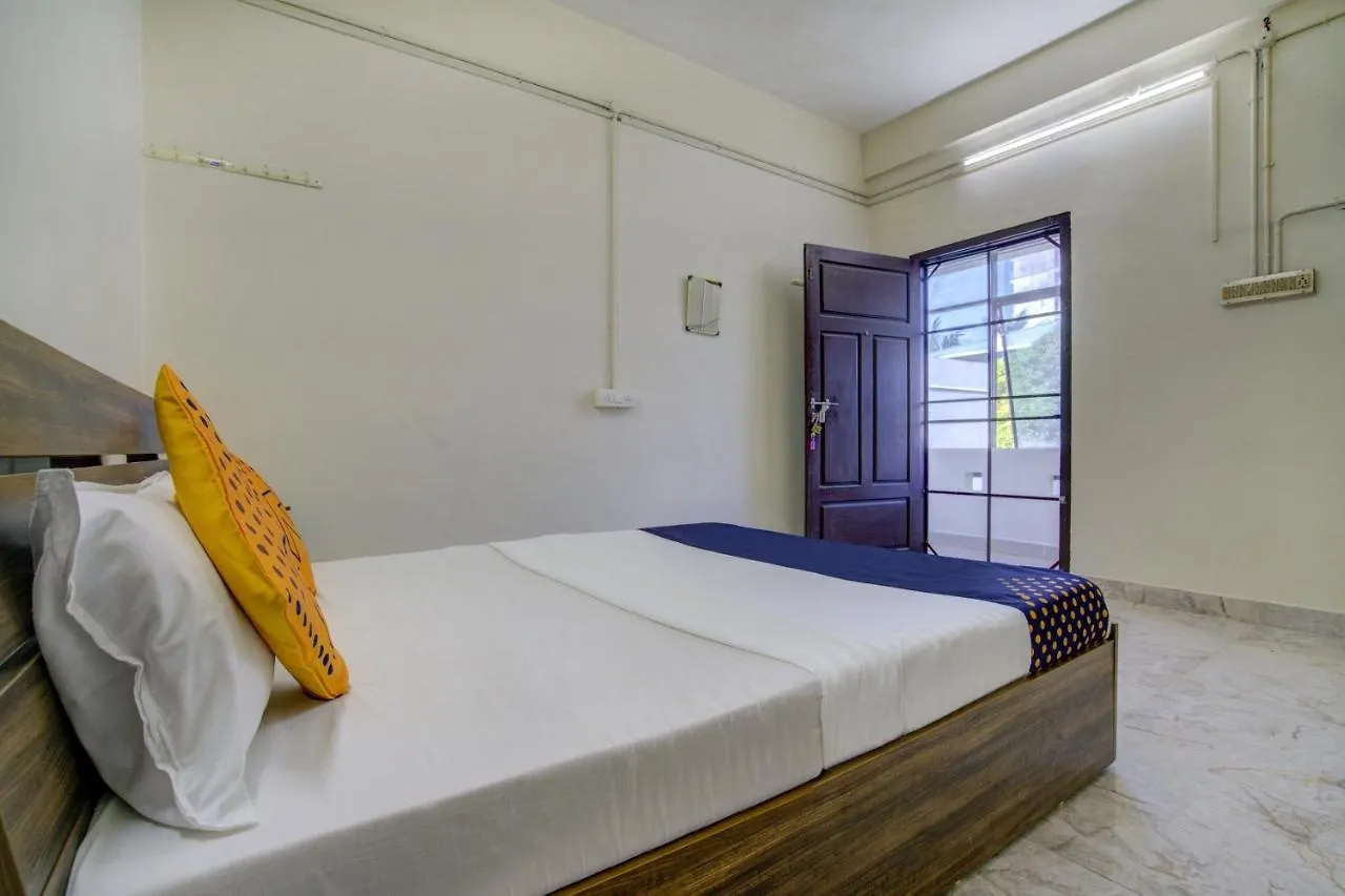 Spot On Ns Lodge Kochi